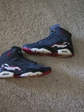 Nike Black and Red High-Top Basketball Sneakers